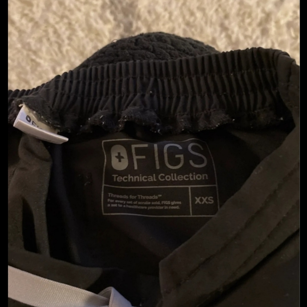 Xxs black figs pants